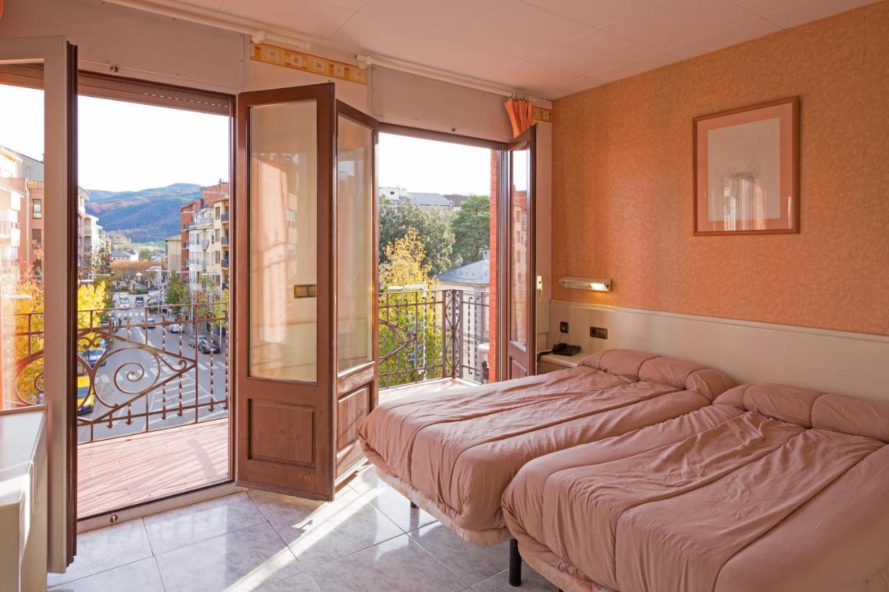 Hotel Avenida La Seu d'Urgell Exterior foto